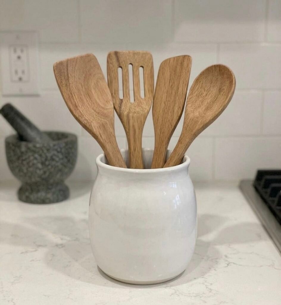 utensil holder